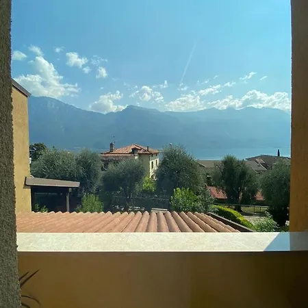 Am Gardasee Blick לימונה סול גרדה