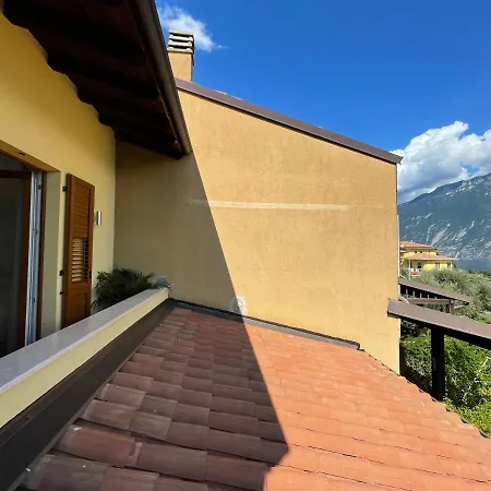 Am Gardasee Blick Couette-café *